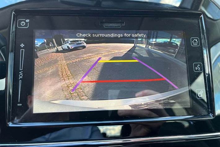 Grøn Suzuki Vitara fra 2015