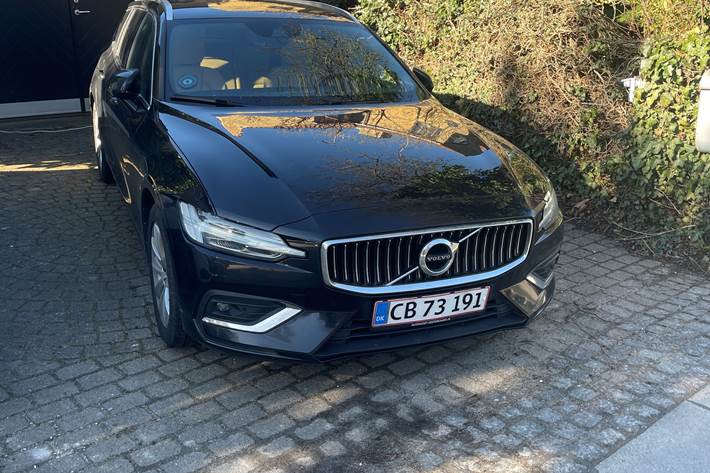 Sort Volvo V60 fra 2018