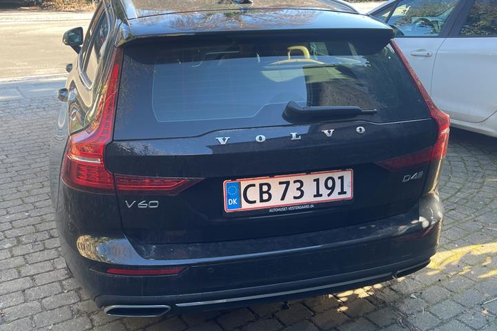 Sort Volvo V60 fra 2018