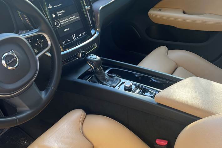 Sort Volvo V60 fra 2018