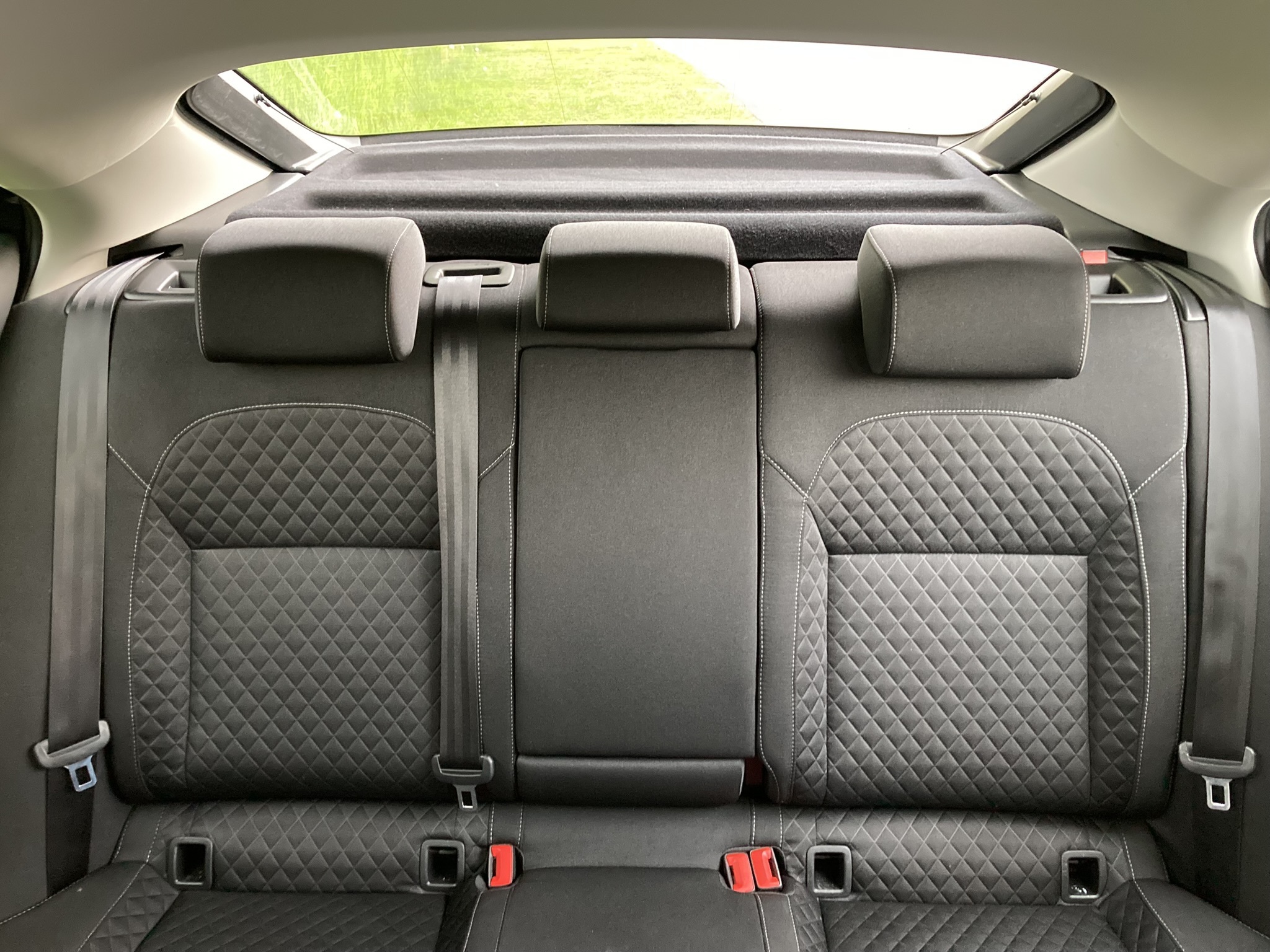 Blå Skoda Superb fra 2017