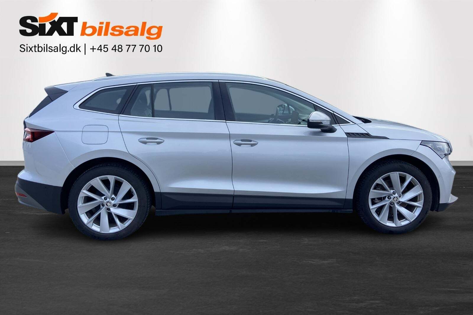 Grå Skoda Enyaq fra 2022