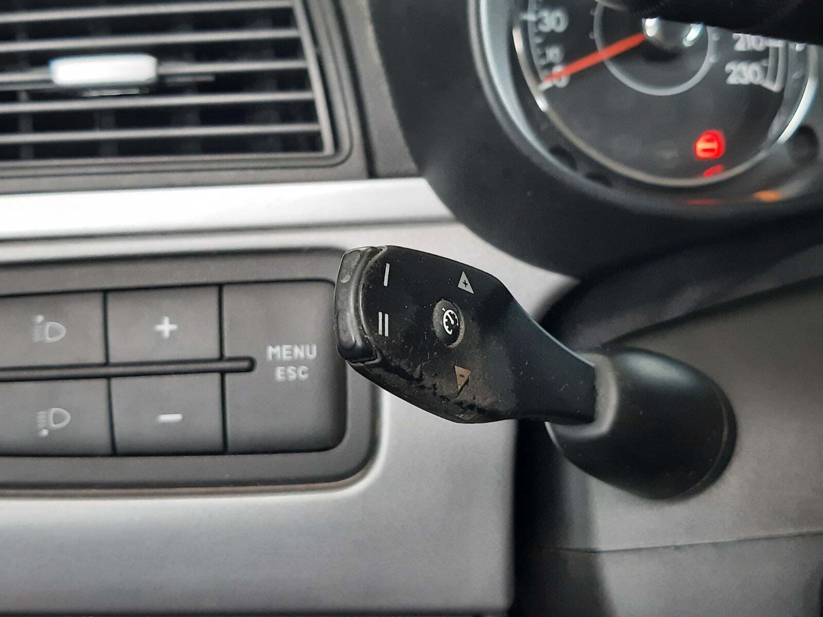 Rød Fiat Punto fra 2013