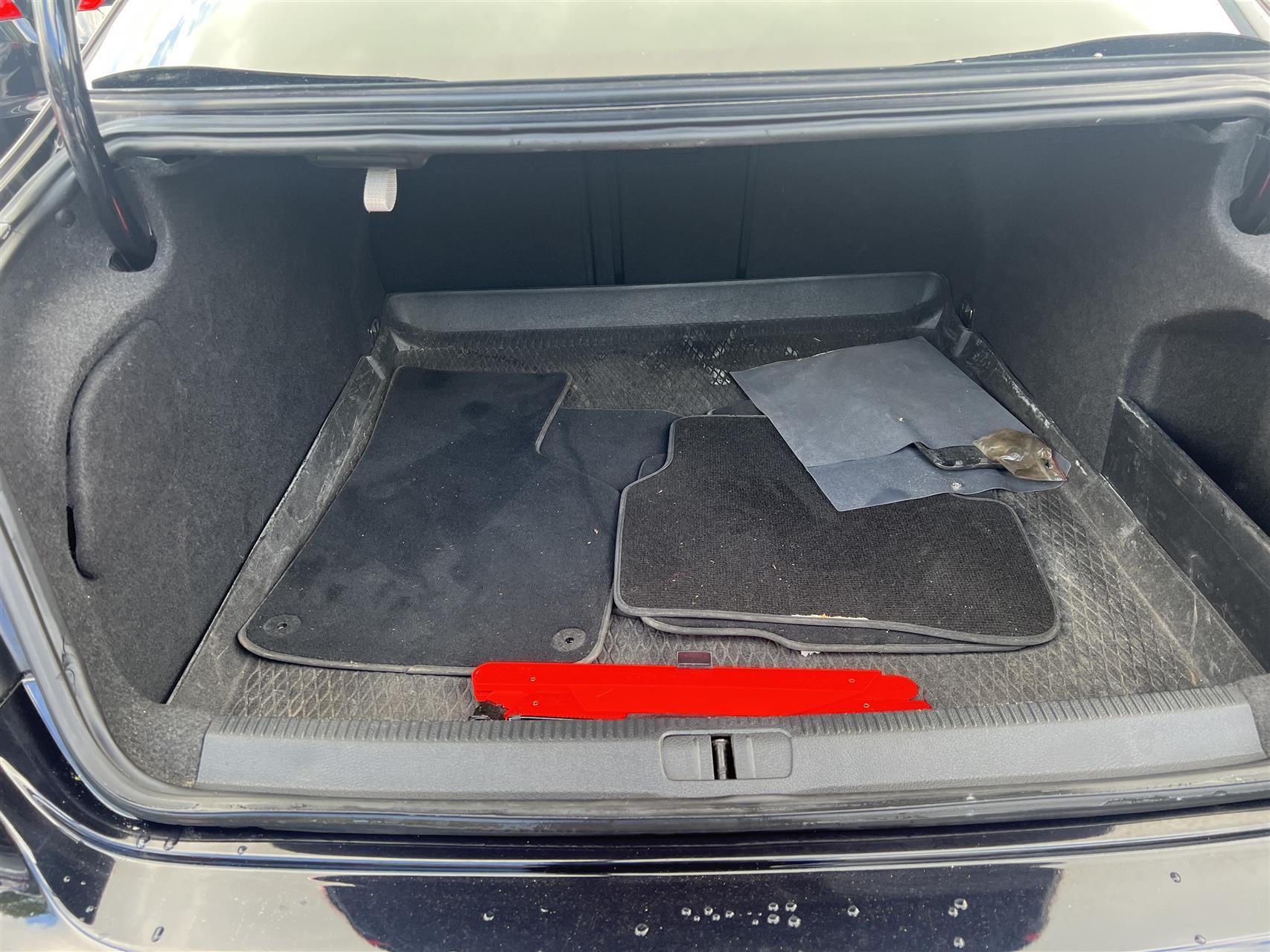 Sort VW Passat fra 2011