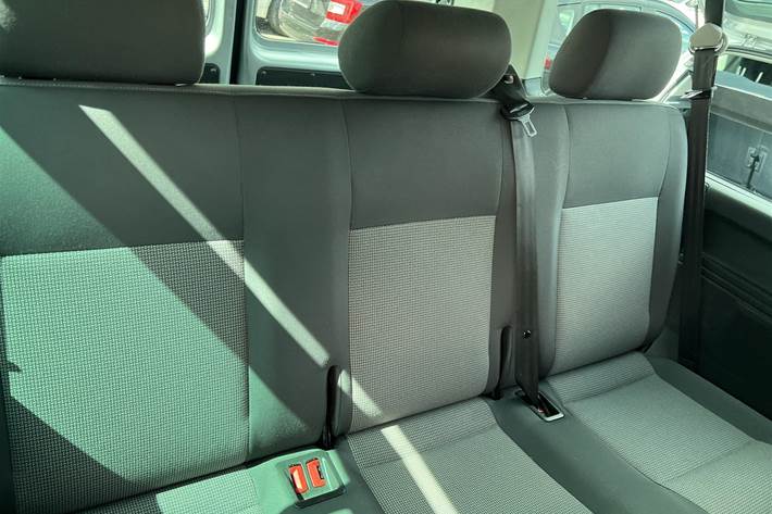 Sølv VW Caravelle fra 2013