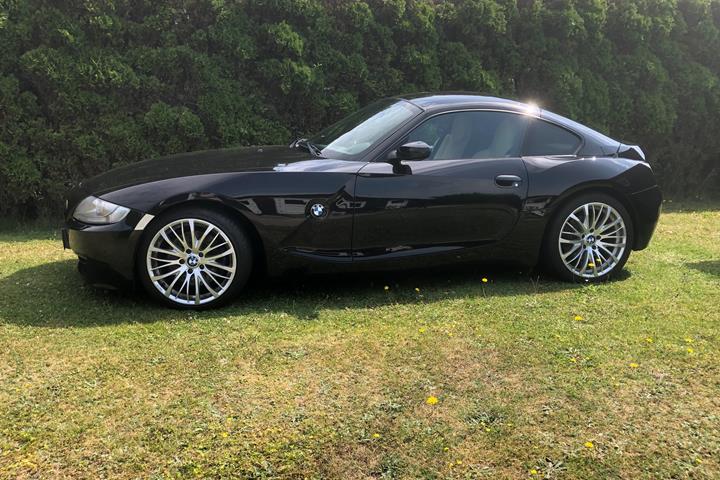 Sort BMW Z4 fra 2007
