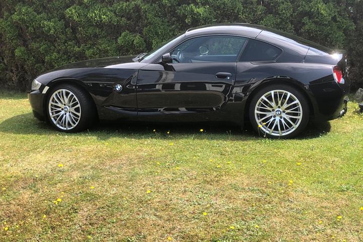 Sort BMW Z4 fra 2007