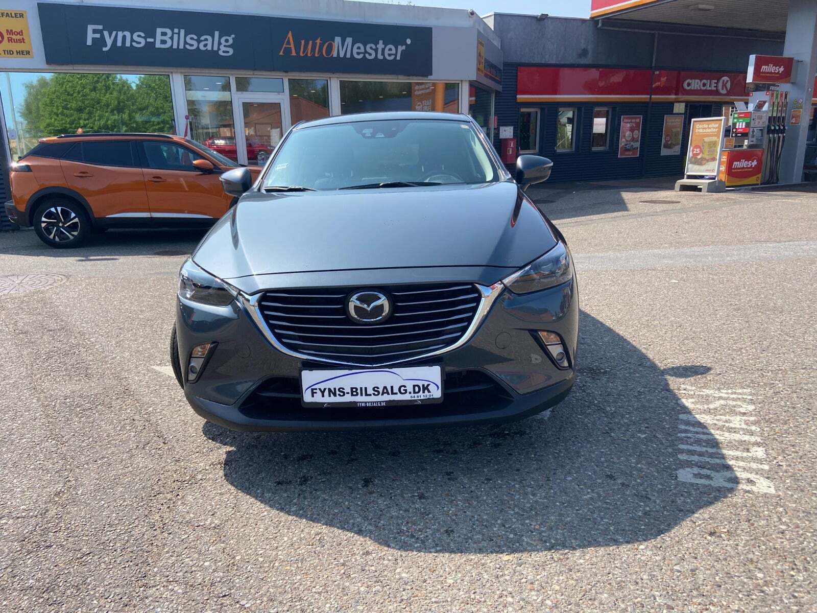 Grå Mazda CX-3 fra 2015