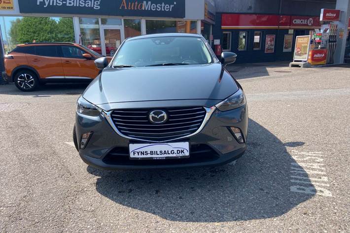 Grå Mazda CX-3 fra 2015