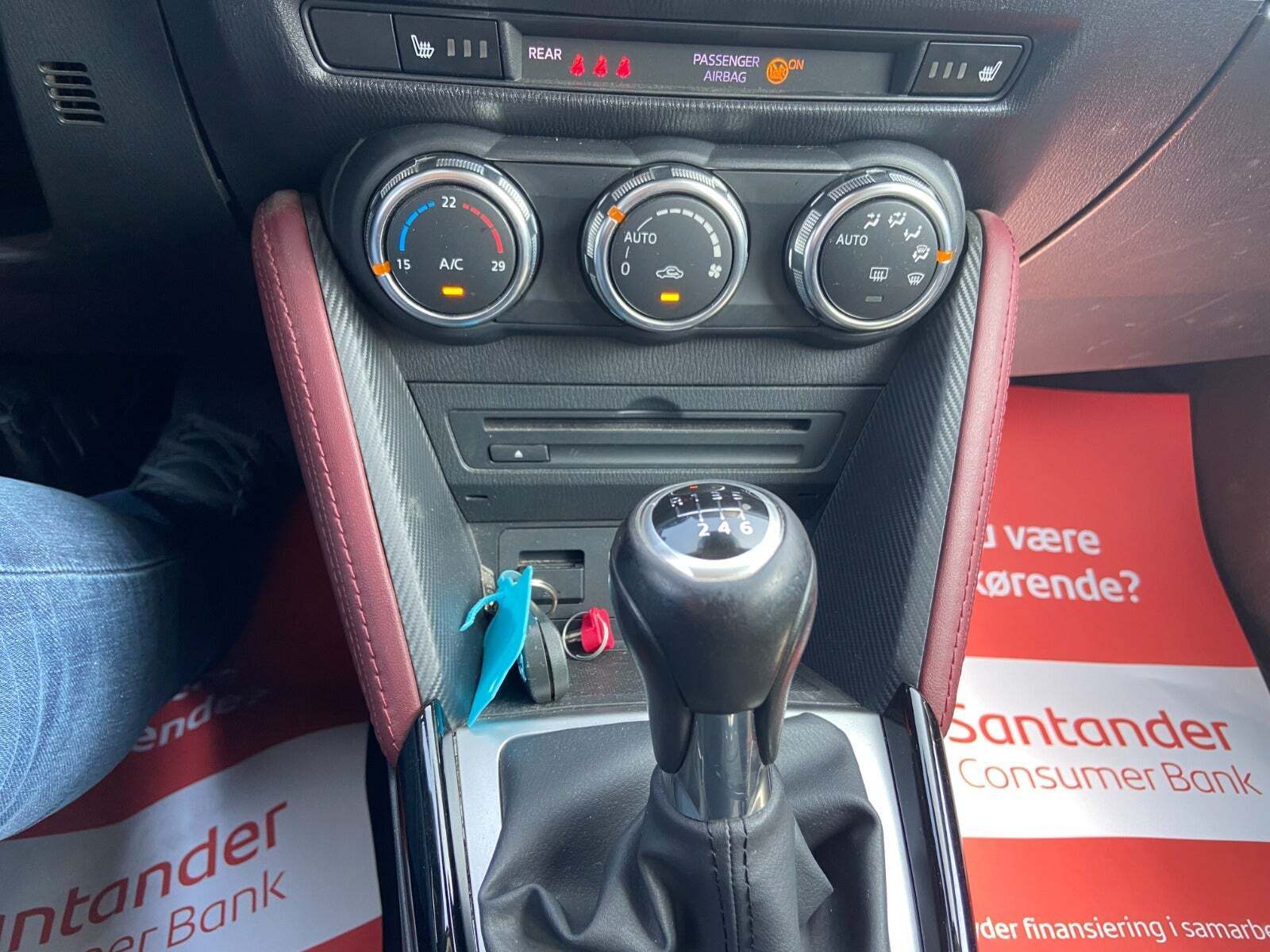 Grå Mazda CX-3 fra 2015