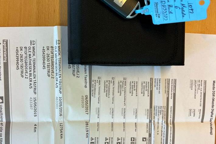 Hvid Mazda 6 fra 2015