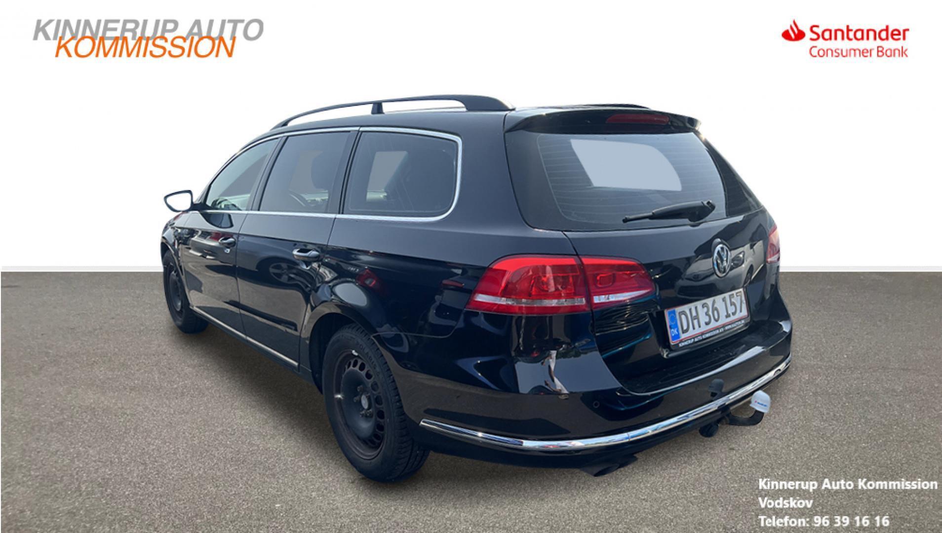 Sort VW Passat fra 2012