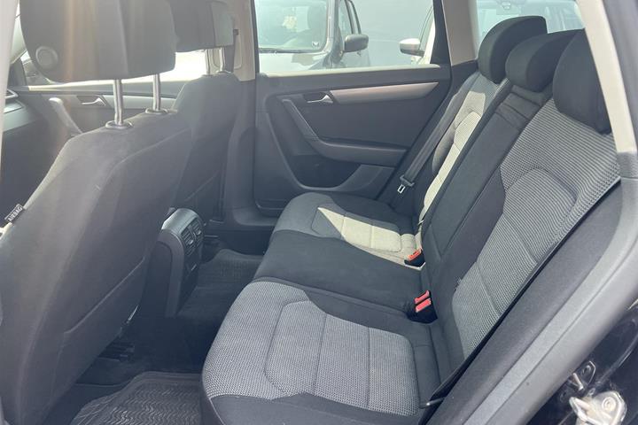 Sort VW Passat fra 2012