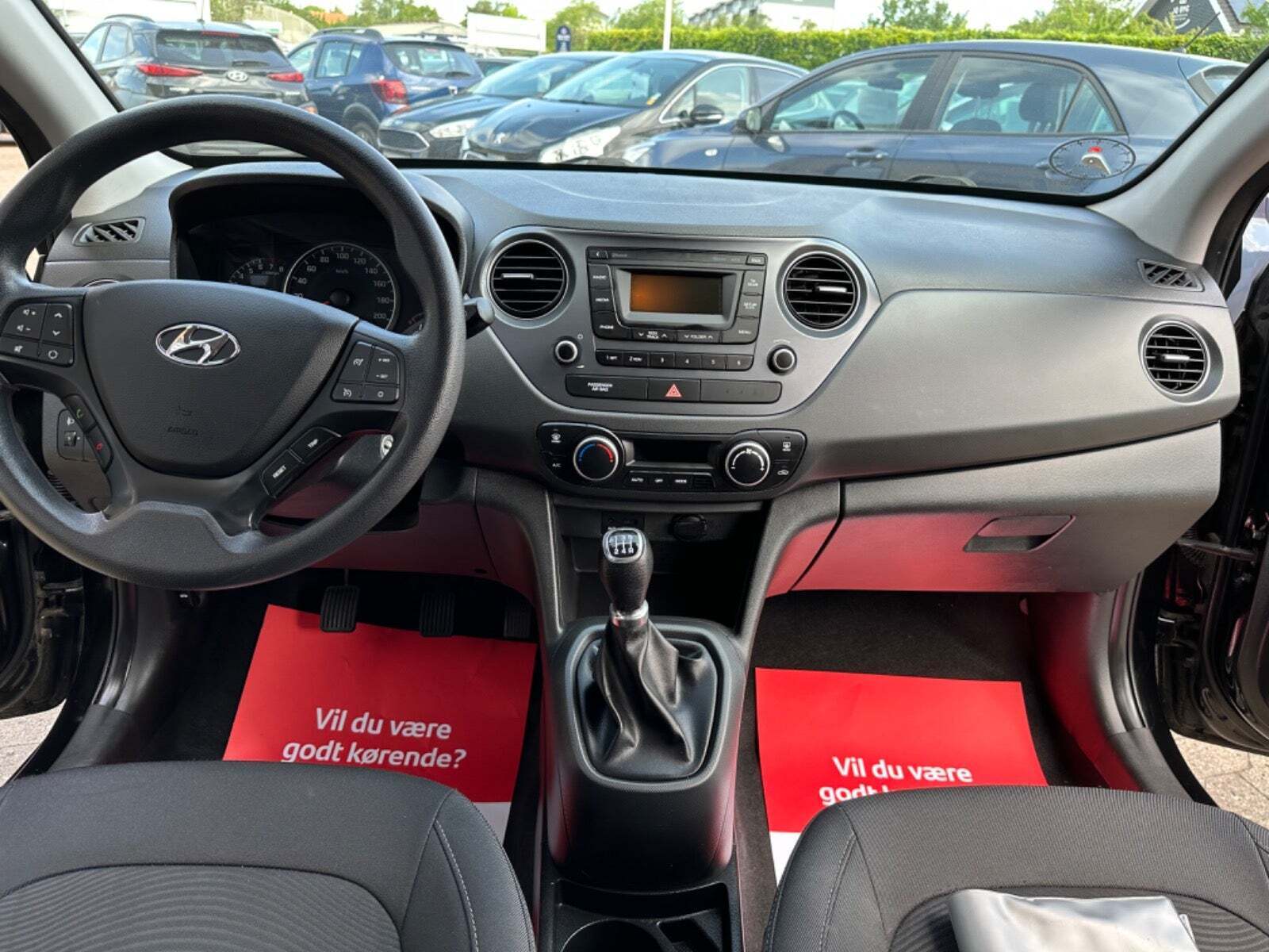 Sort Hyundai i10 fra 2017