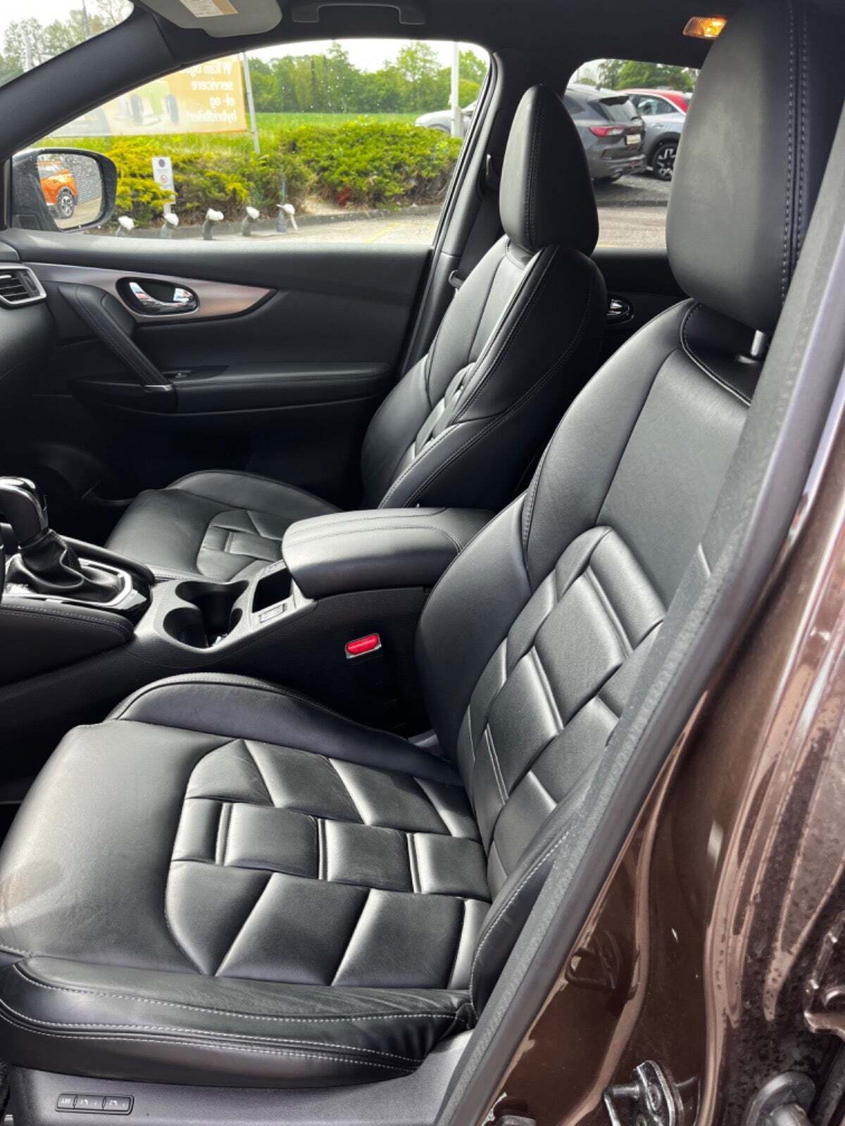 Brun Nissan Qashqai fra 2018