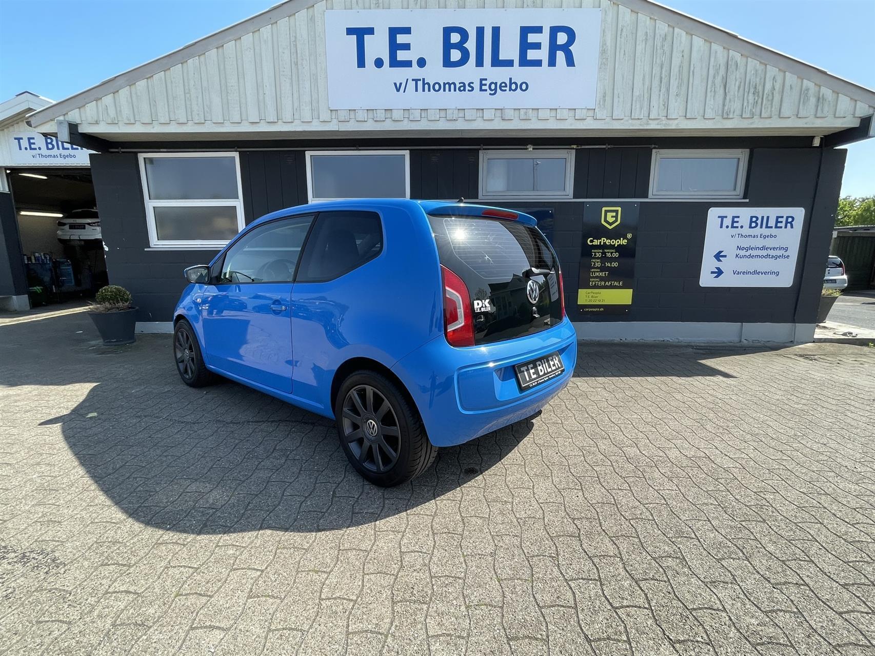 Blå VW up fra 2015