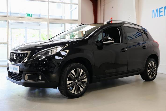 Sort Peugeot 2008 fra 2017