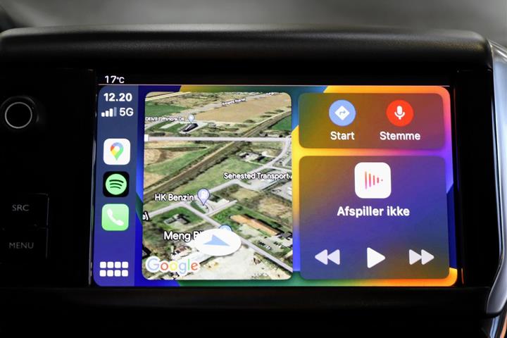 Sort Peugeot 2008 fra 2017