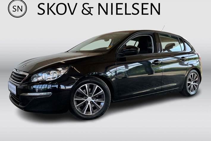 Grå Peugeot 308 fra 2014