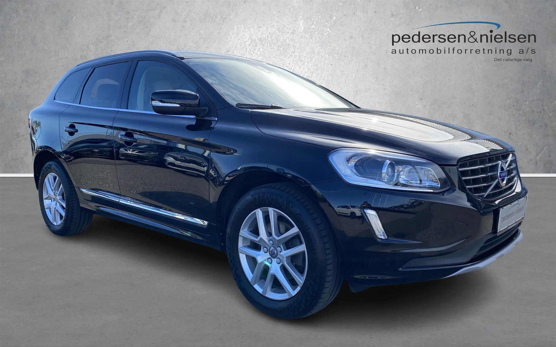 Sort Volvo XC60 fra 2018
