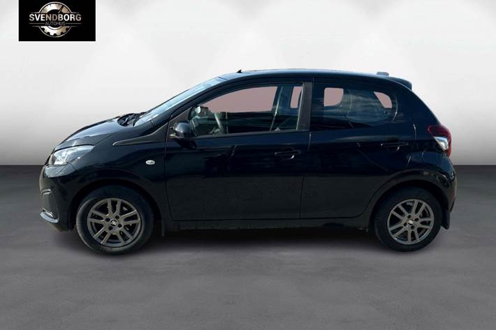 Grå Peugeot 108 fra 2015