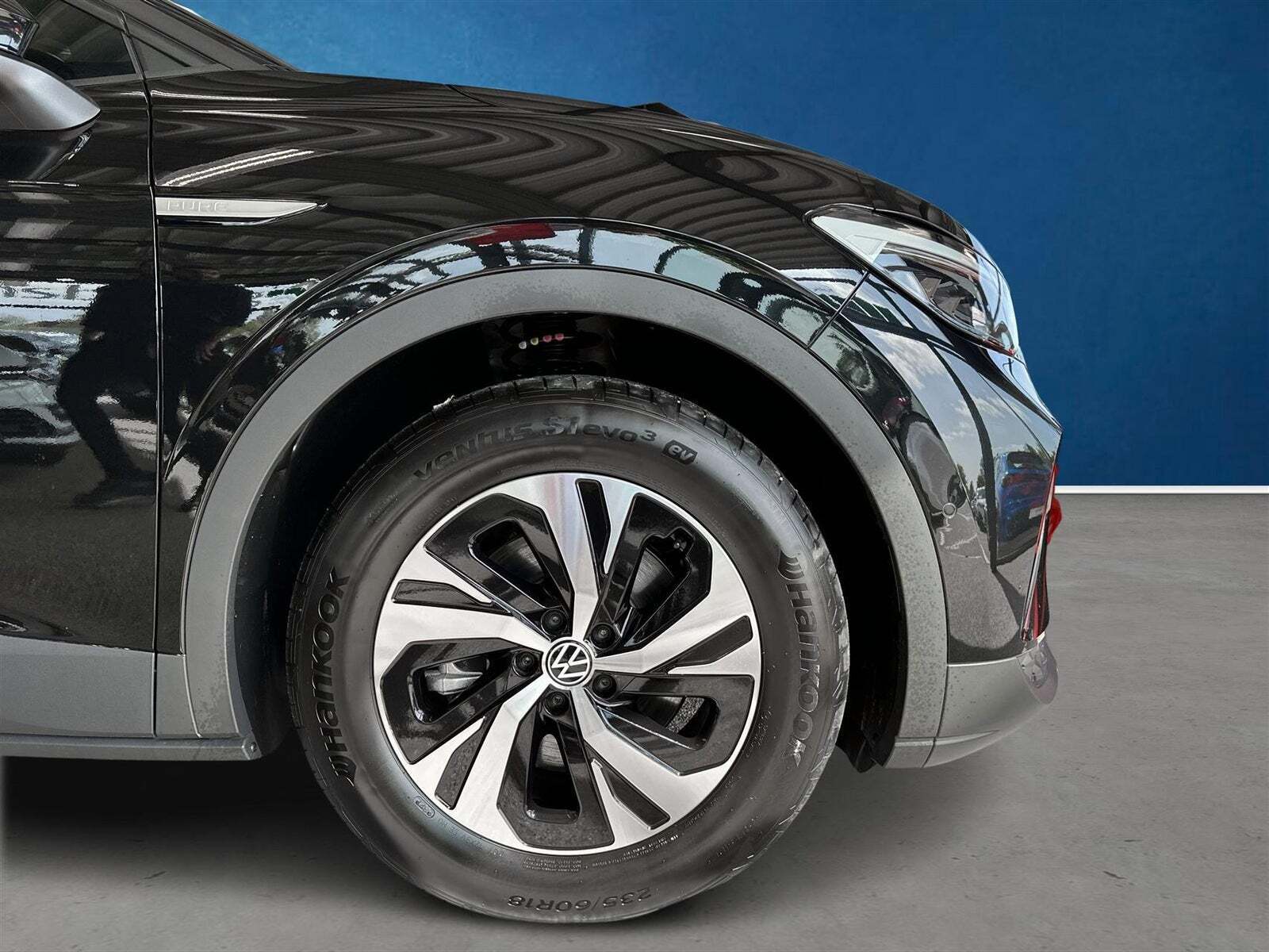 Grå VW ID.4 fra 2022