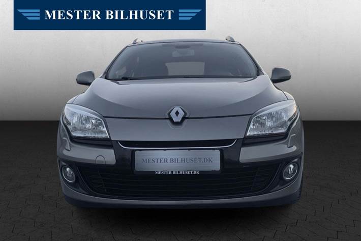 Grå Renault Megane III fra 2014
