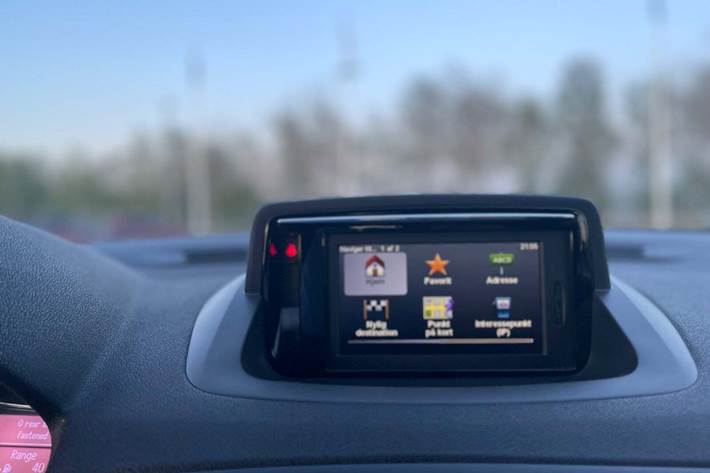 Grå Renault Megane III fra 2014