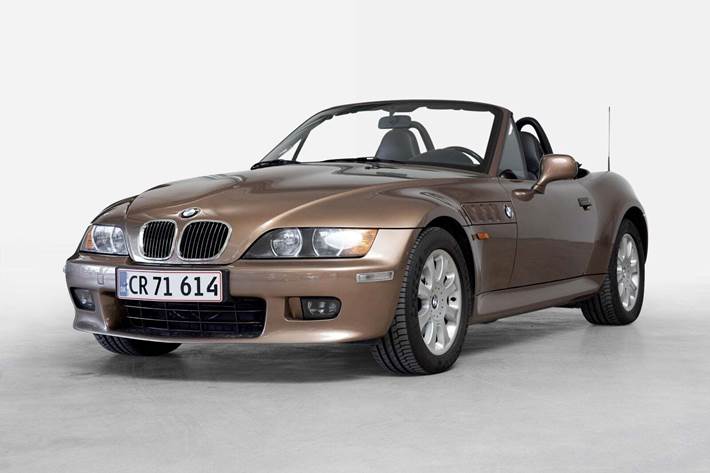 Brun BMW Z3 fra 1999