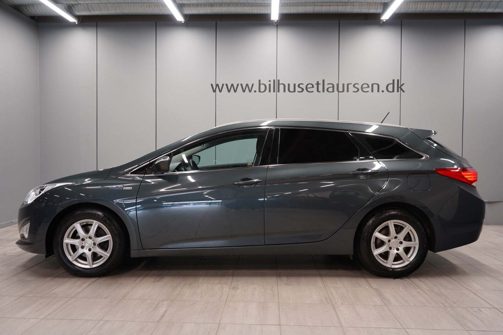 Grå Hyundai i40 fra 2015