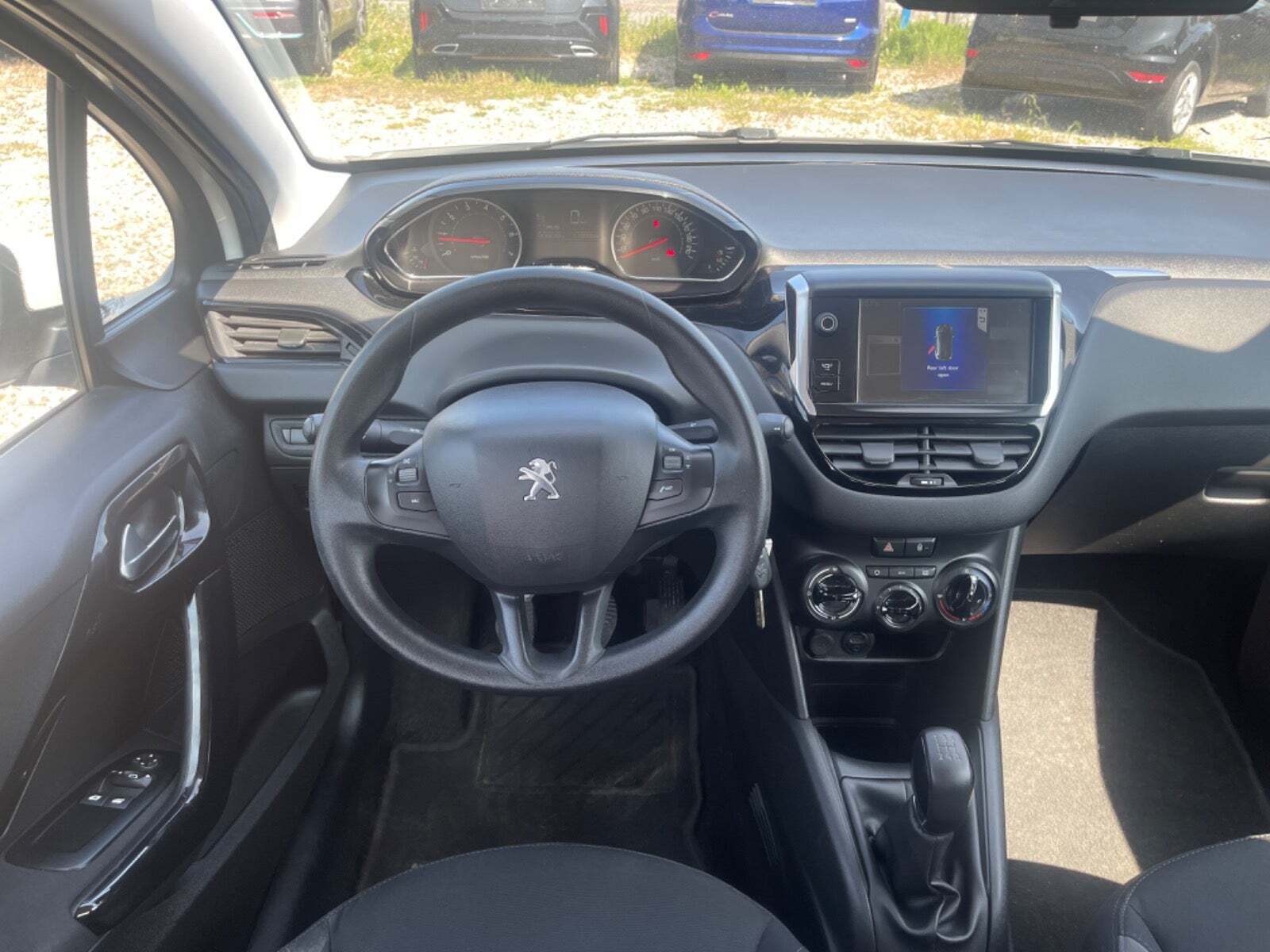 Hvid Peugeot 208 fra 2014