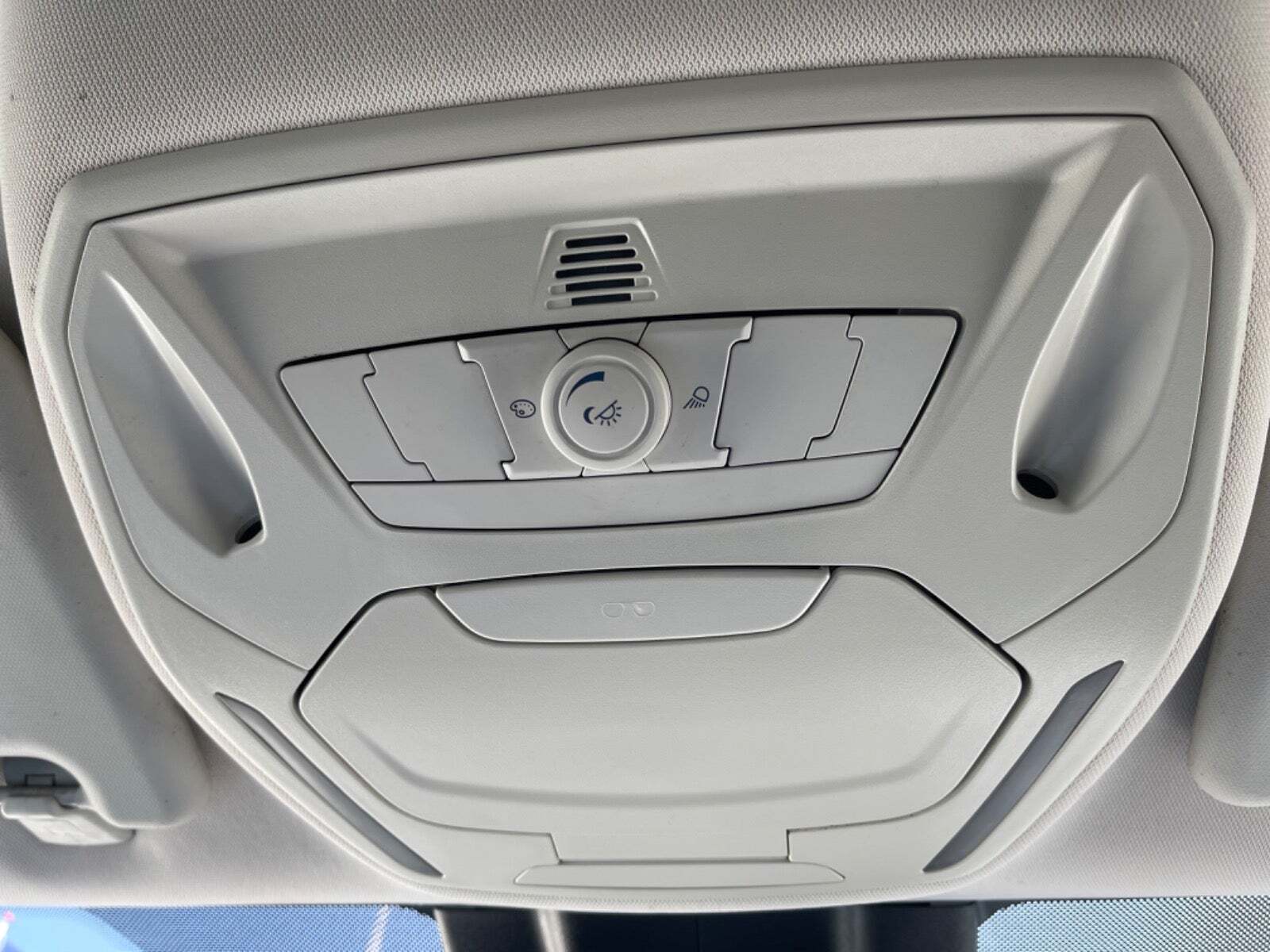 Grå Ford Focus fra 2011