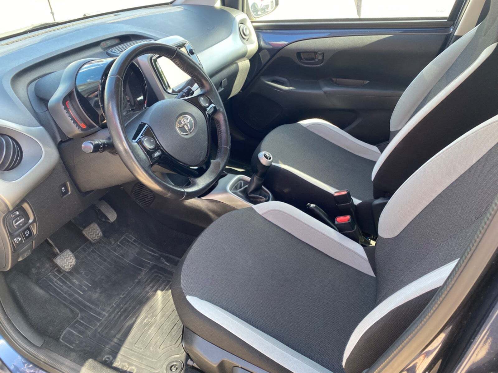 undefined Toyota Aygo fra 2015