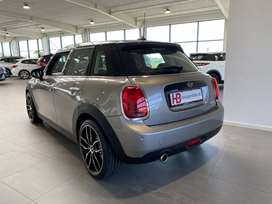 Mini Cooper 1,5 Essential aut.