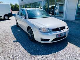 Ford Mondeo 3,0 ST220