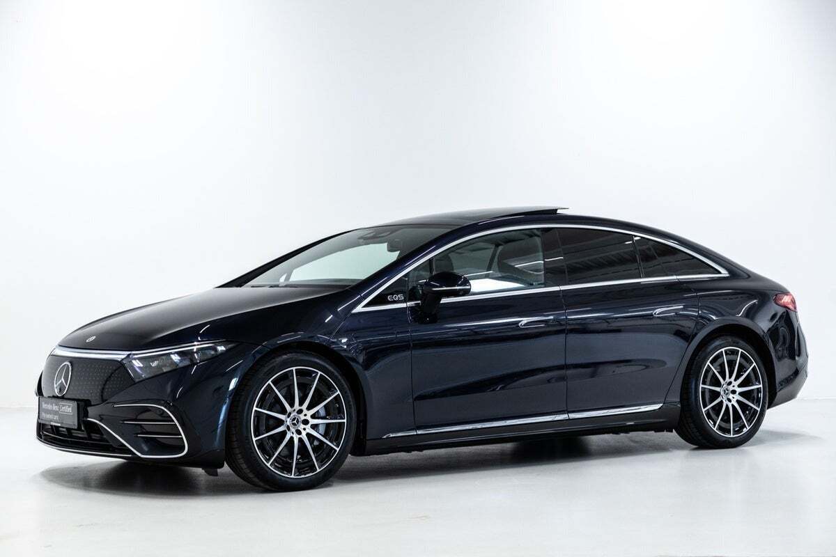 Blå Mercedes EQS450+ fra 2022