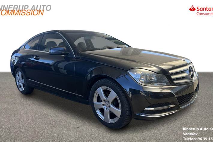 Sort Mercedes C220 d fra 2011
