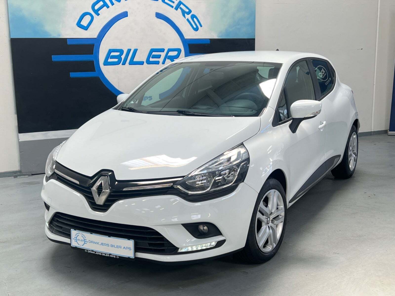 Hvid Renault Clio IV fra 2017