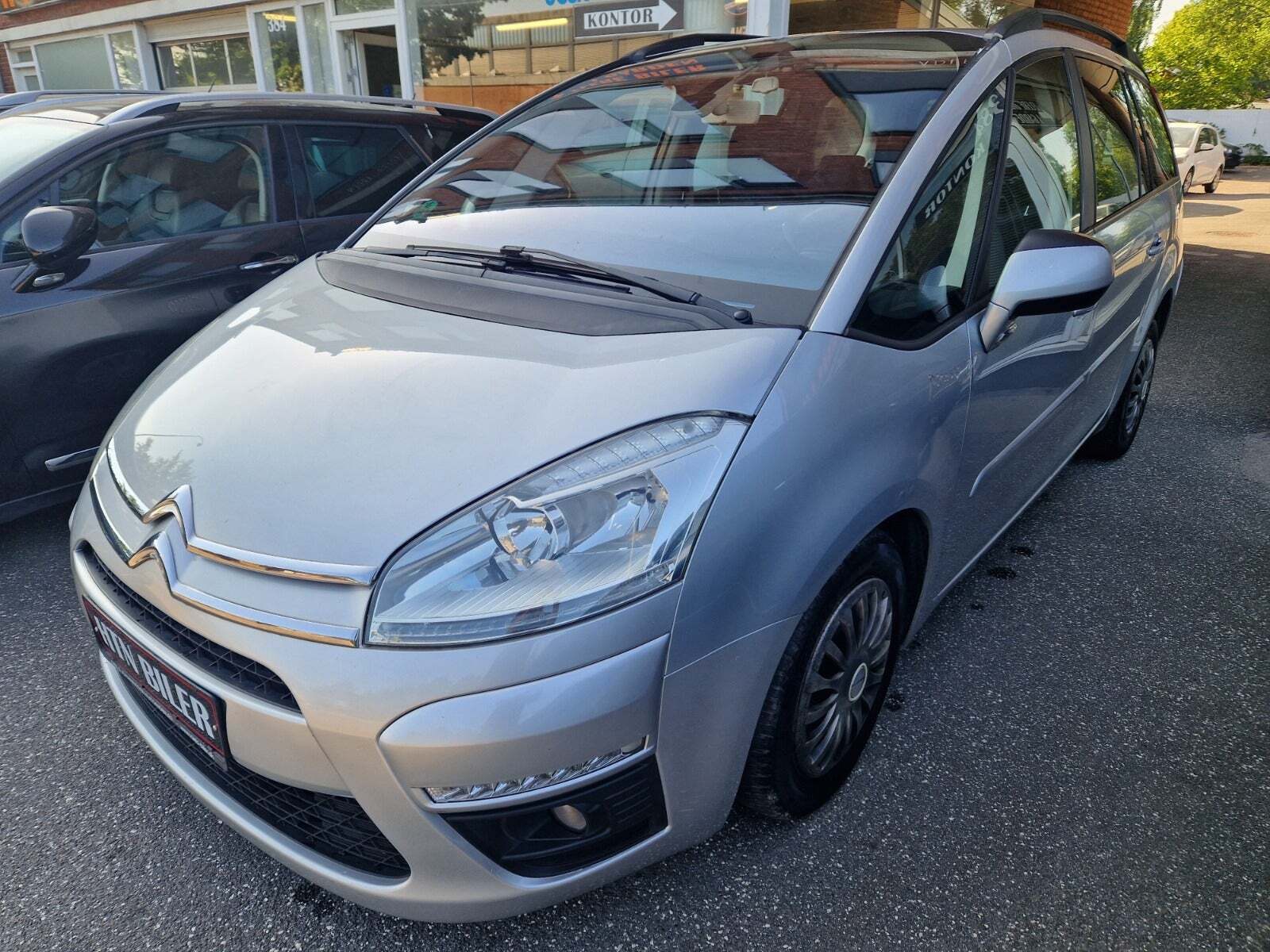 Grå Citroën Grand C4 Picasso fra 2011