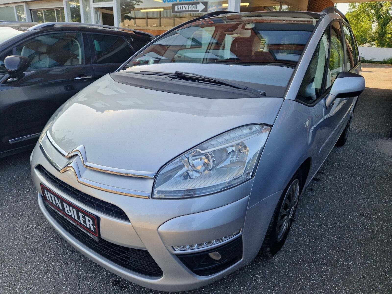 Grå Citroën Grand C4 Picasso fra 2011