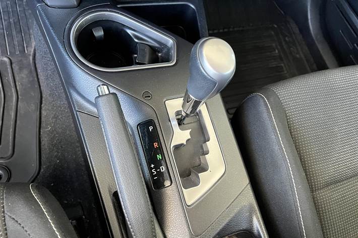 Sort Toyota RAV4 fra 2016