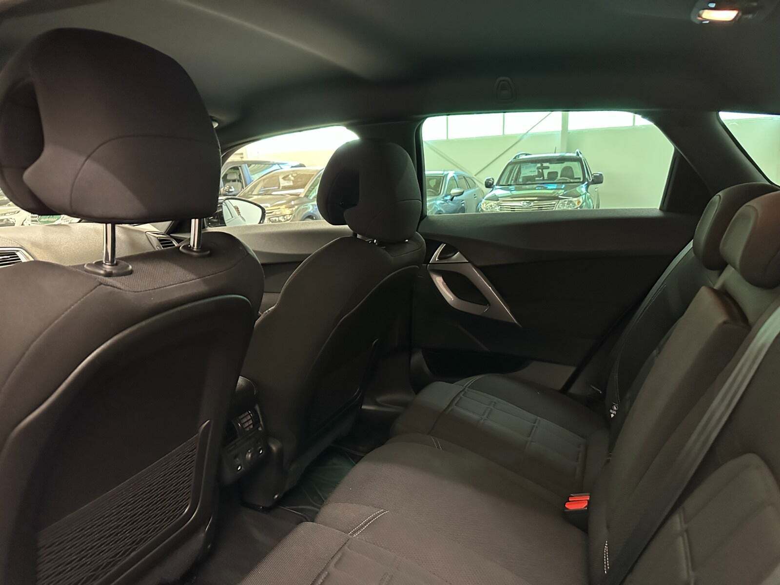 Grå Citroën DS5 fra 2015