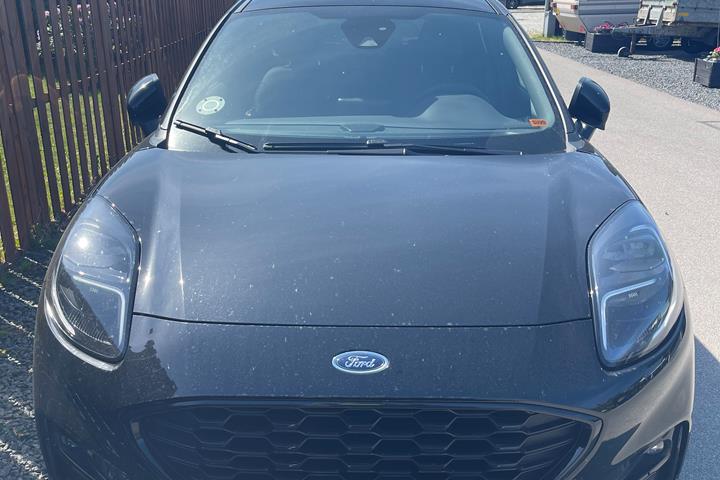 Sort Ford Puma fra 2022