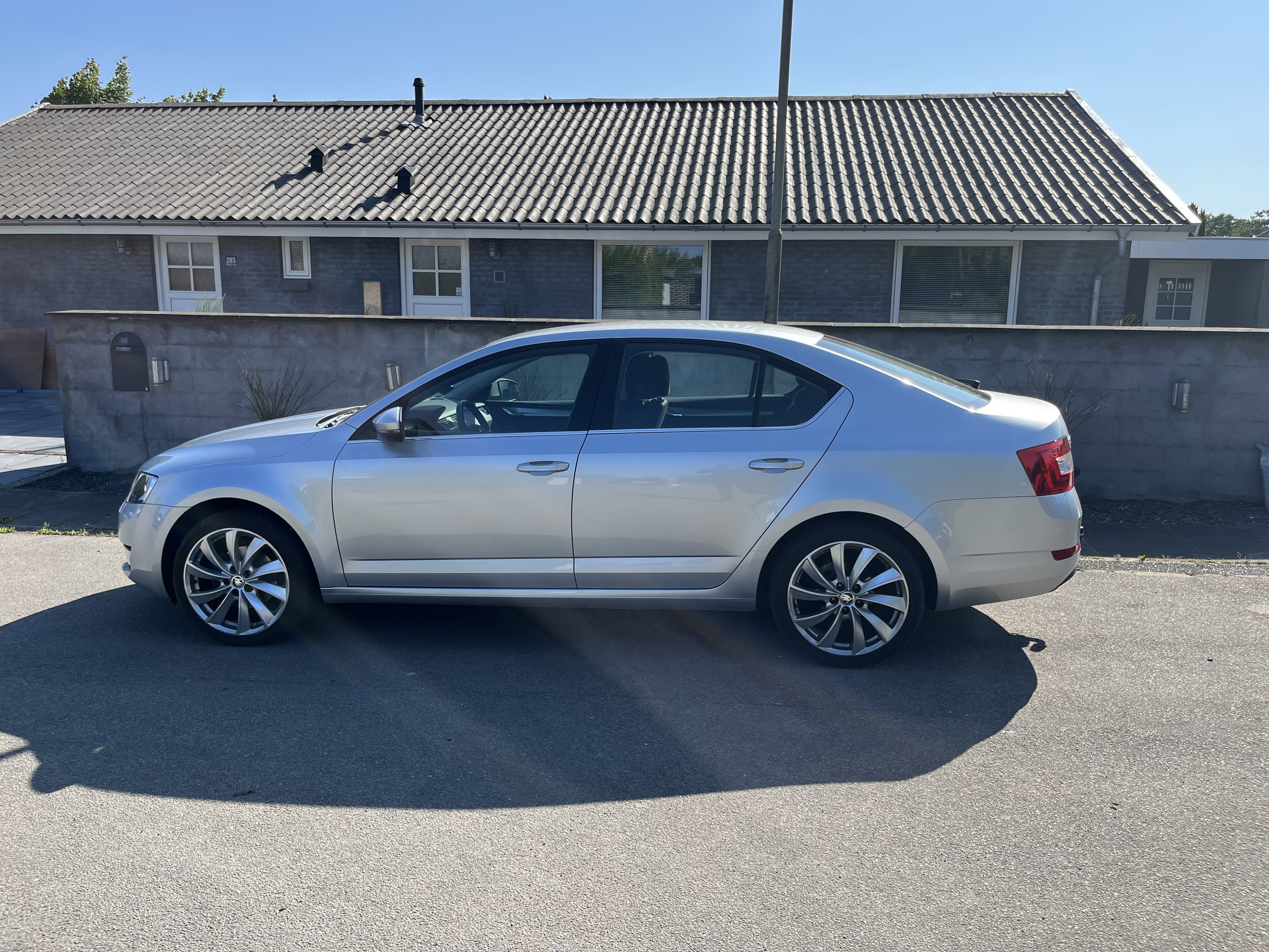 Sølv Skoda Octavia fra 2016