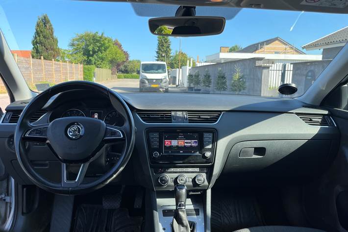 Sølv Skoda Octavia fra 2016