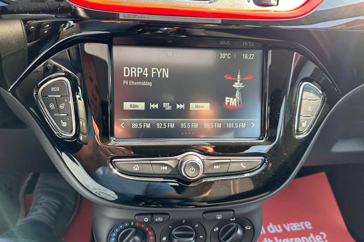 Grå Opel Corsa fra 2016