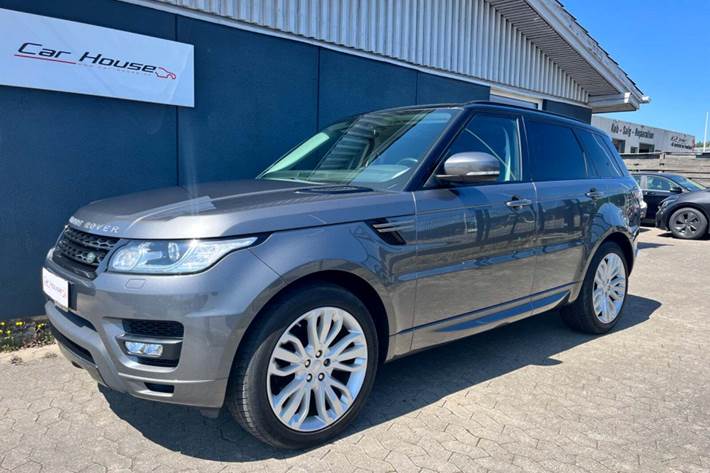 Grå Land Rover Range Rover sport fra 2015