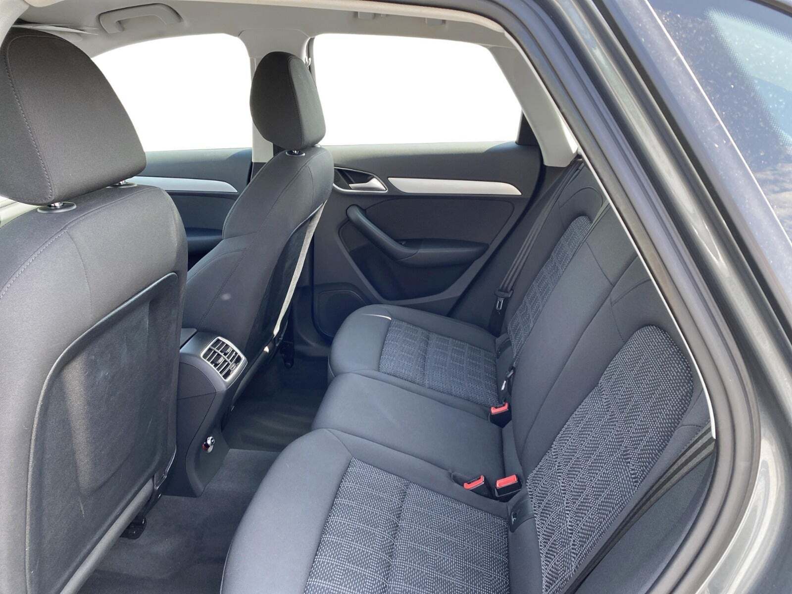 Audi Q3 2,0 TDi 150 Sport S-tr.