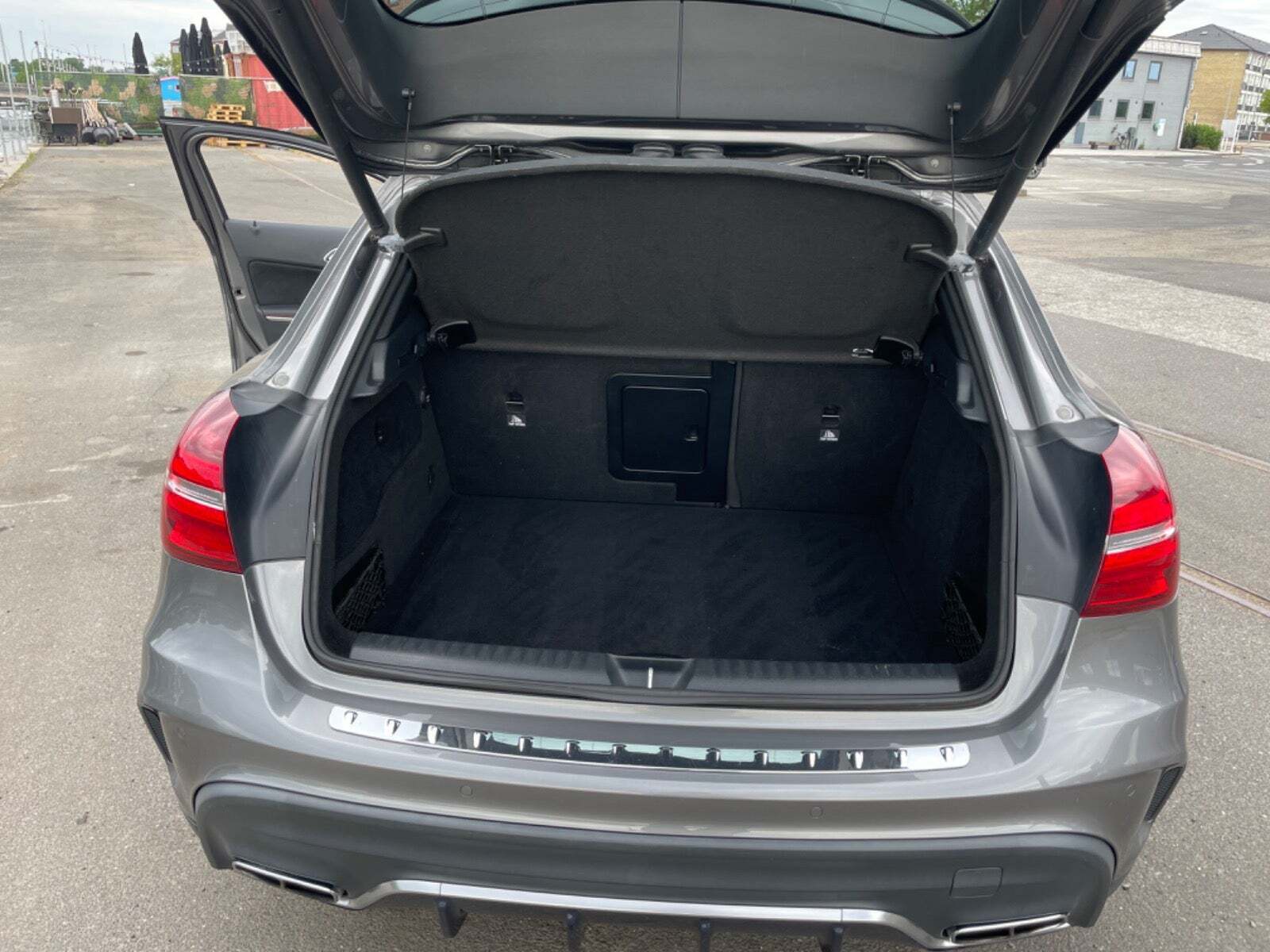 undefined Mercedes GLA45 fra 2017