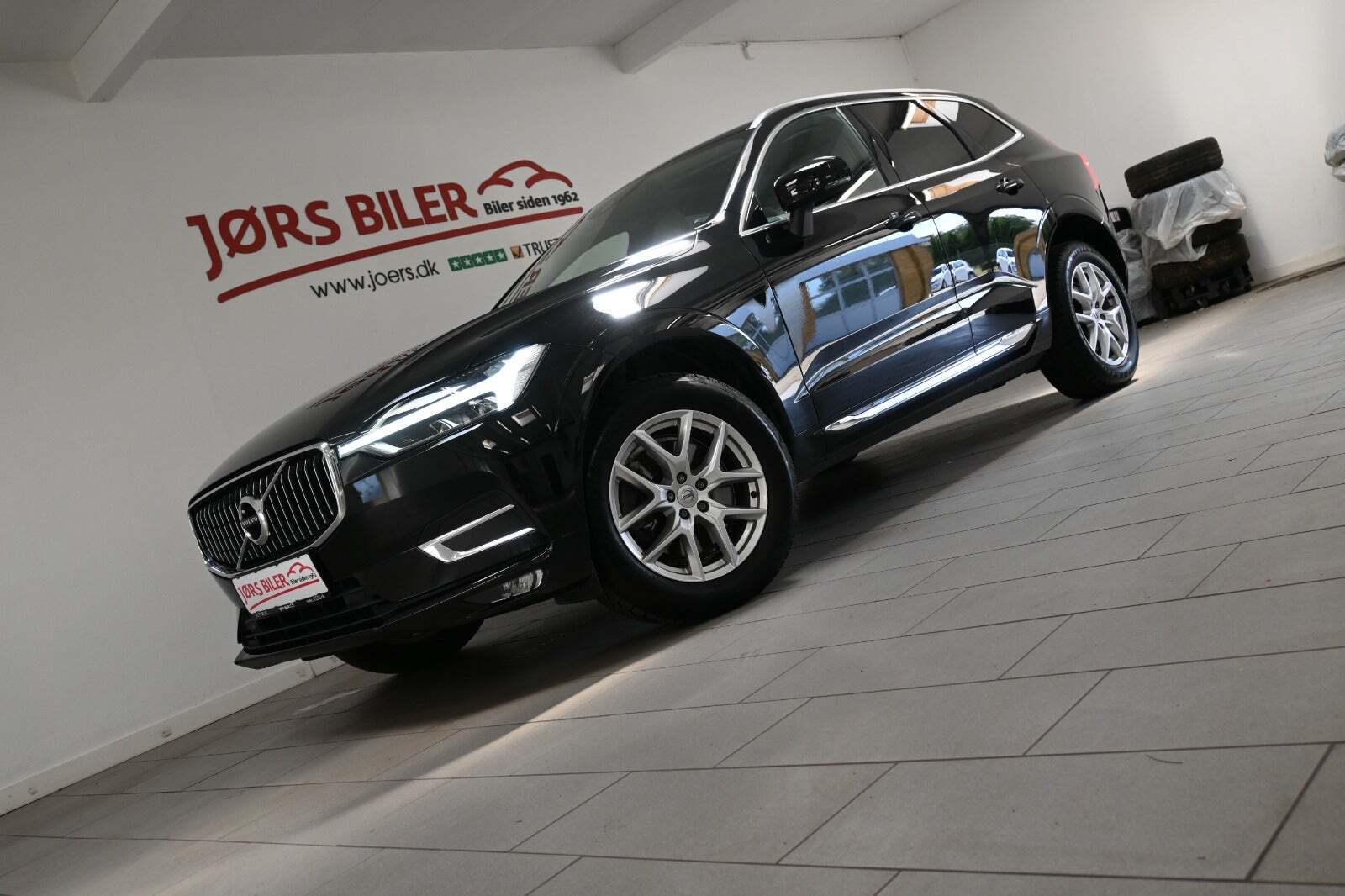 Sort Volvo XC60 fra 2018